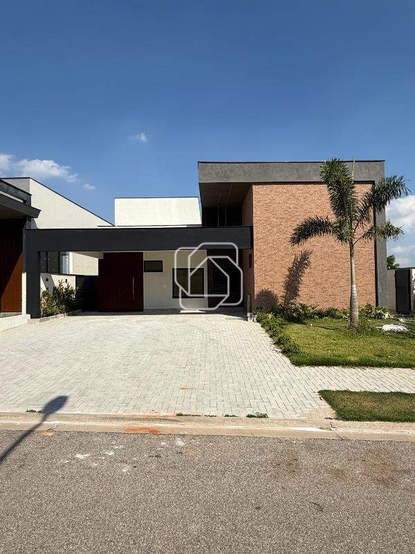 Casa de Condomínio para aluguel em Itu - SP - Alphaville Castelo Itu: Fachada