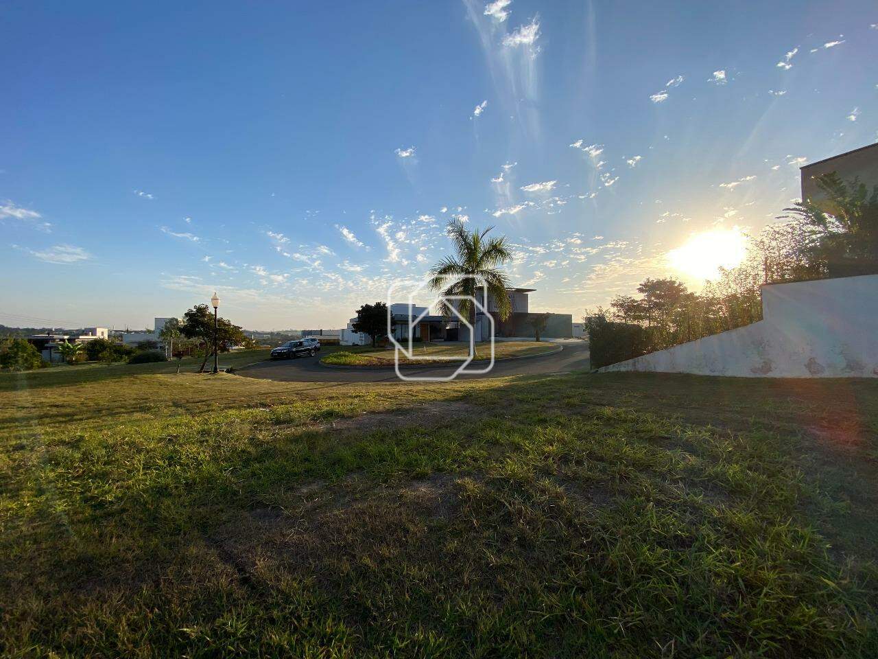 Terreno à venda em Itu - SP - Condomínio Villas do Golfe: