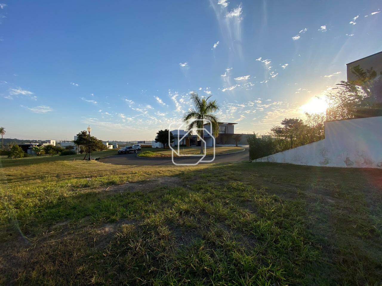 Terreno à venda em Itu - SP - Condomínio Villas do Golfe: