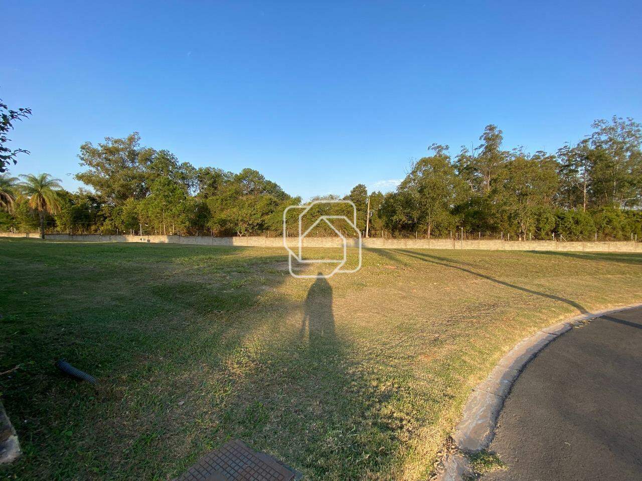 Terreno à venda em Itu - SP - Condomínio Villas do Golfe:
