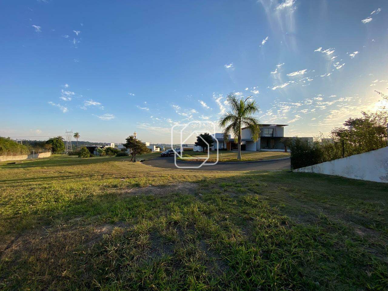 Terreno à venda em Itu - SP - Condomínio Villas do Golfe: