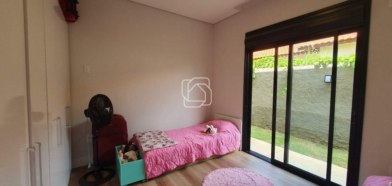 Casa de Condomínio à venda em Indaiatuba - SP - Terras de Itaici: Dormitório