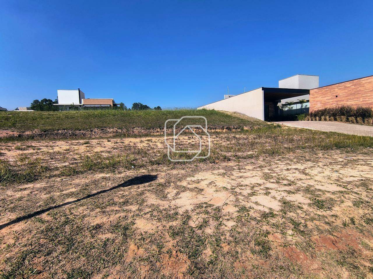 Terreno à venda em Itu - SP - Condomínio Villas do Golfe: 