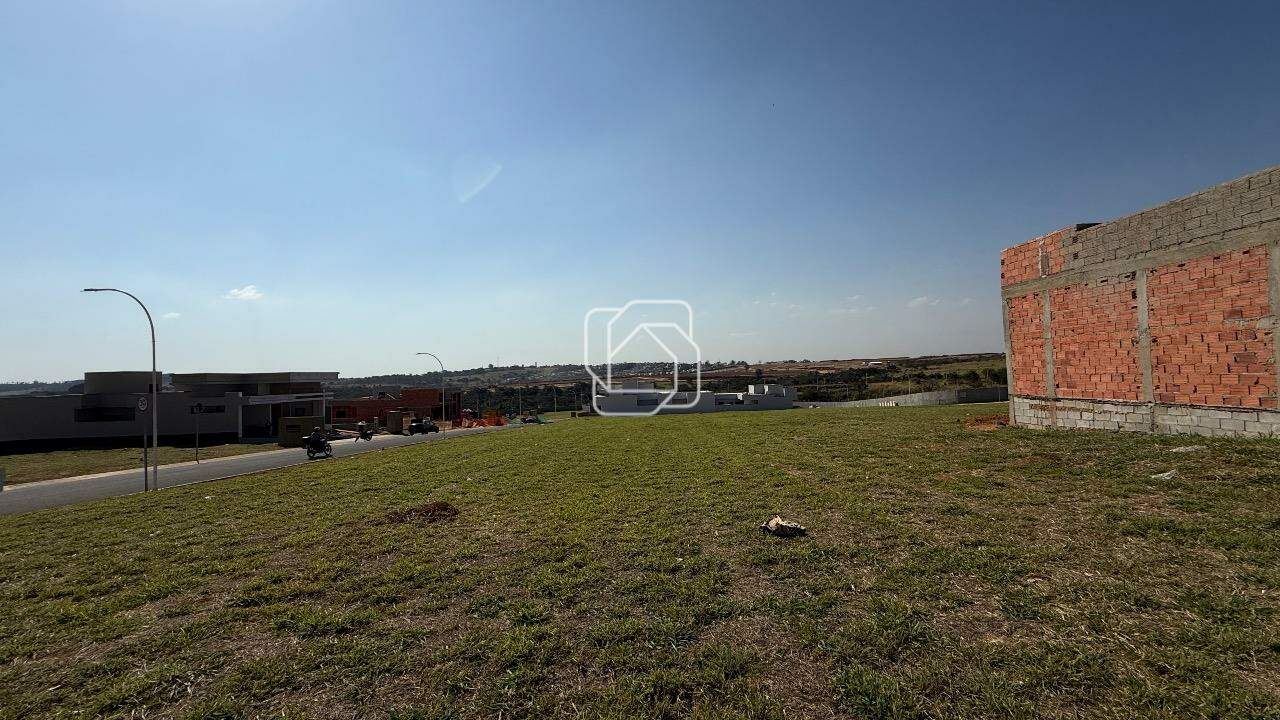 Terreno à venda em Indaiatuba - SP - Jardim Residencial Dona Maria Cândida: Visão geral do terreno
