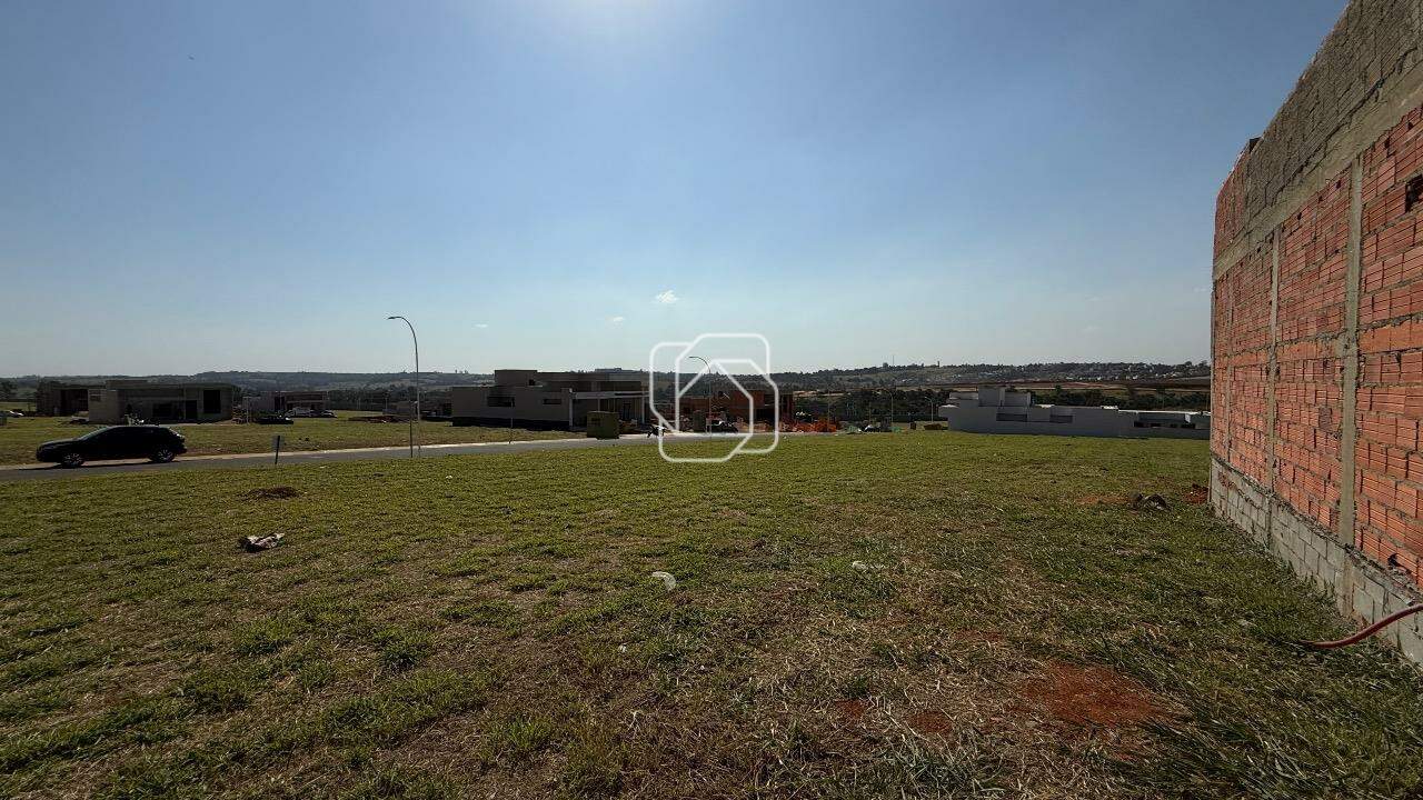 Terreno à venda em Indaiatuba - SP - Jardim Residencial Dona Maria Cândida: Visão geral do terreno