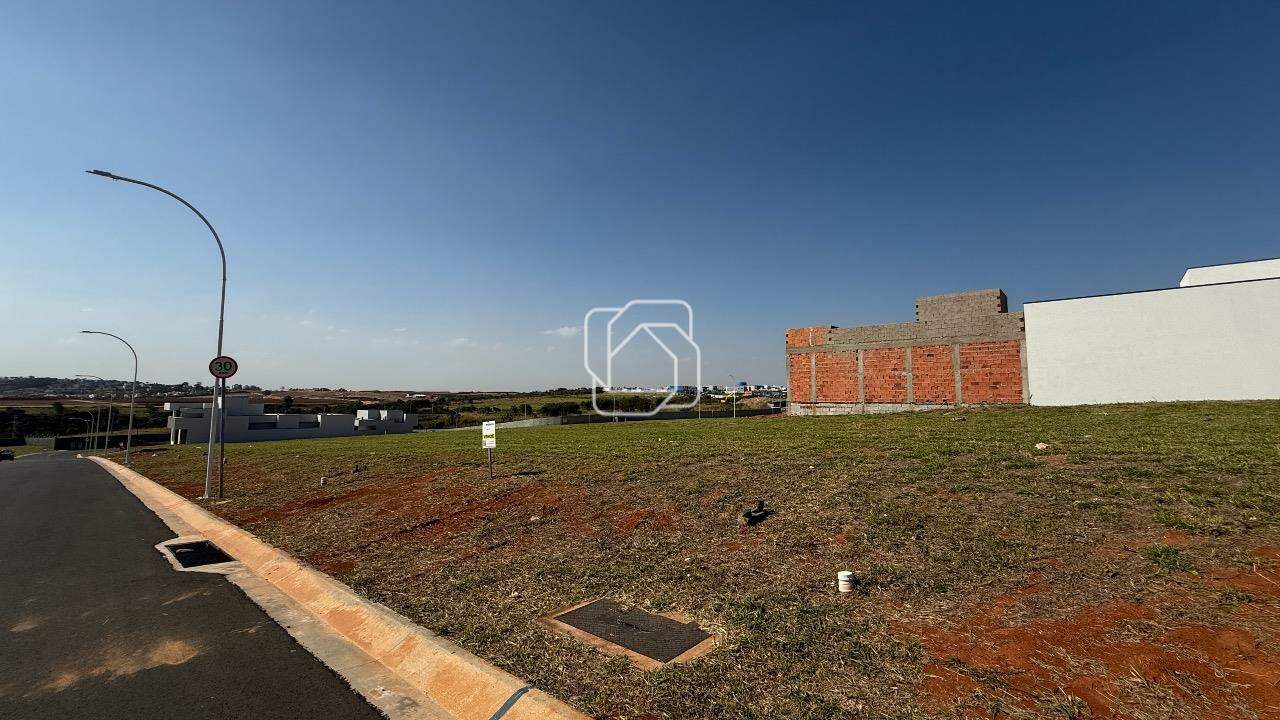 Terreno à venda em Indaiatuba - SP - Jardim Residencial Dona Maria Cândida: Visão geral do terreno