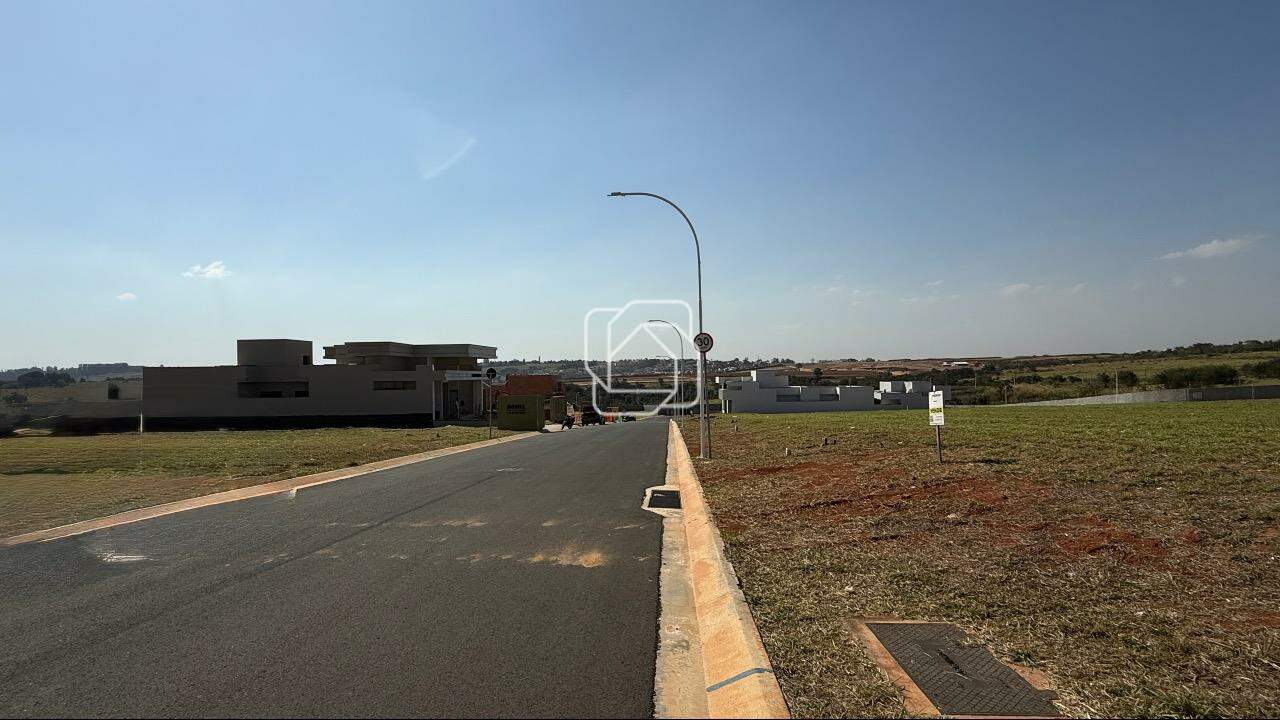 Terreno à venda em Indaiatuba - SP - Jardim Residencial Dona Maria Cândida: Visão geral do terreno