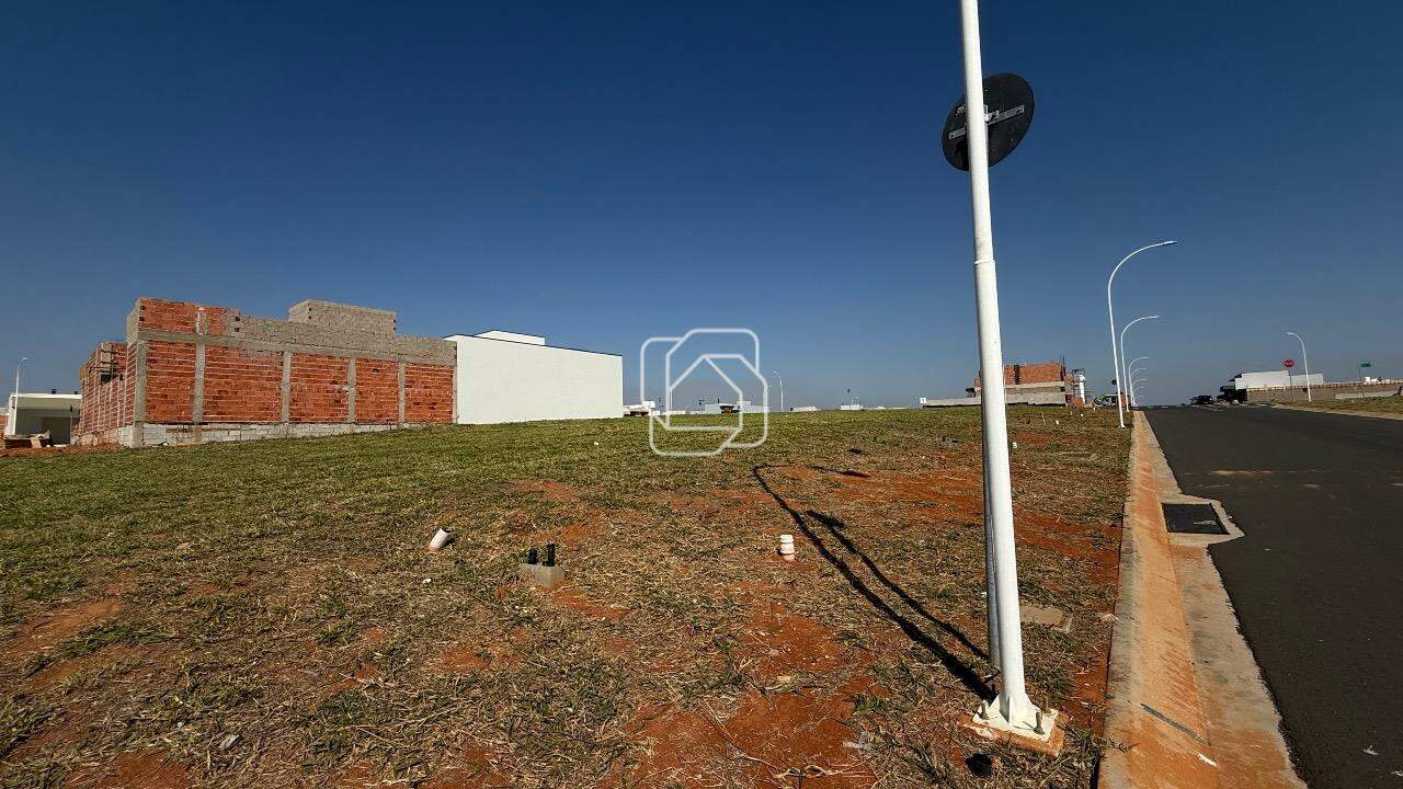 Terreno à venda em Indaiatuba - SP - Jardim Residencial Dona Maria Cândida: Visão geral do terreno