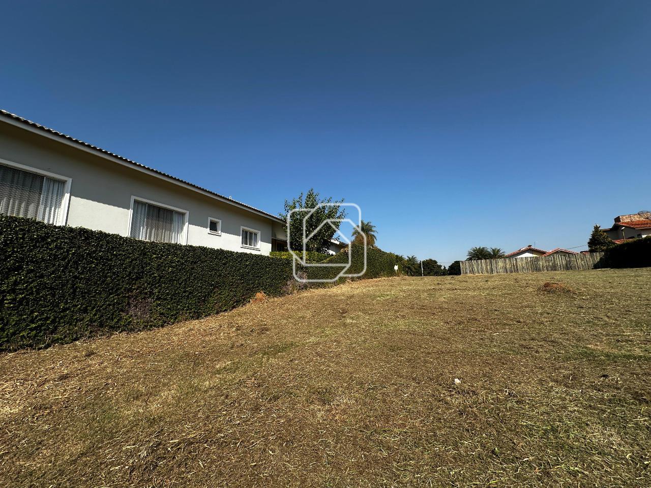 Terreno à venda em Itu - SP - Condomínio Campos de Santo Antônio: 