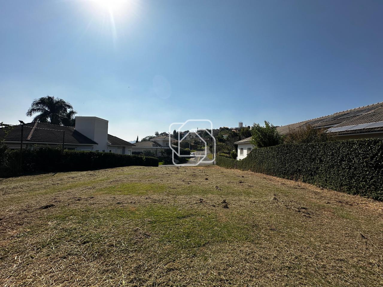 Terreno à venda em Itu - SP - Condomínio Campos de Santo Antônio: 