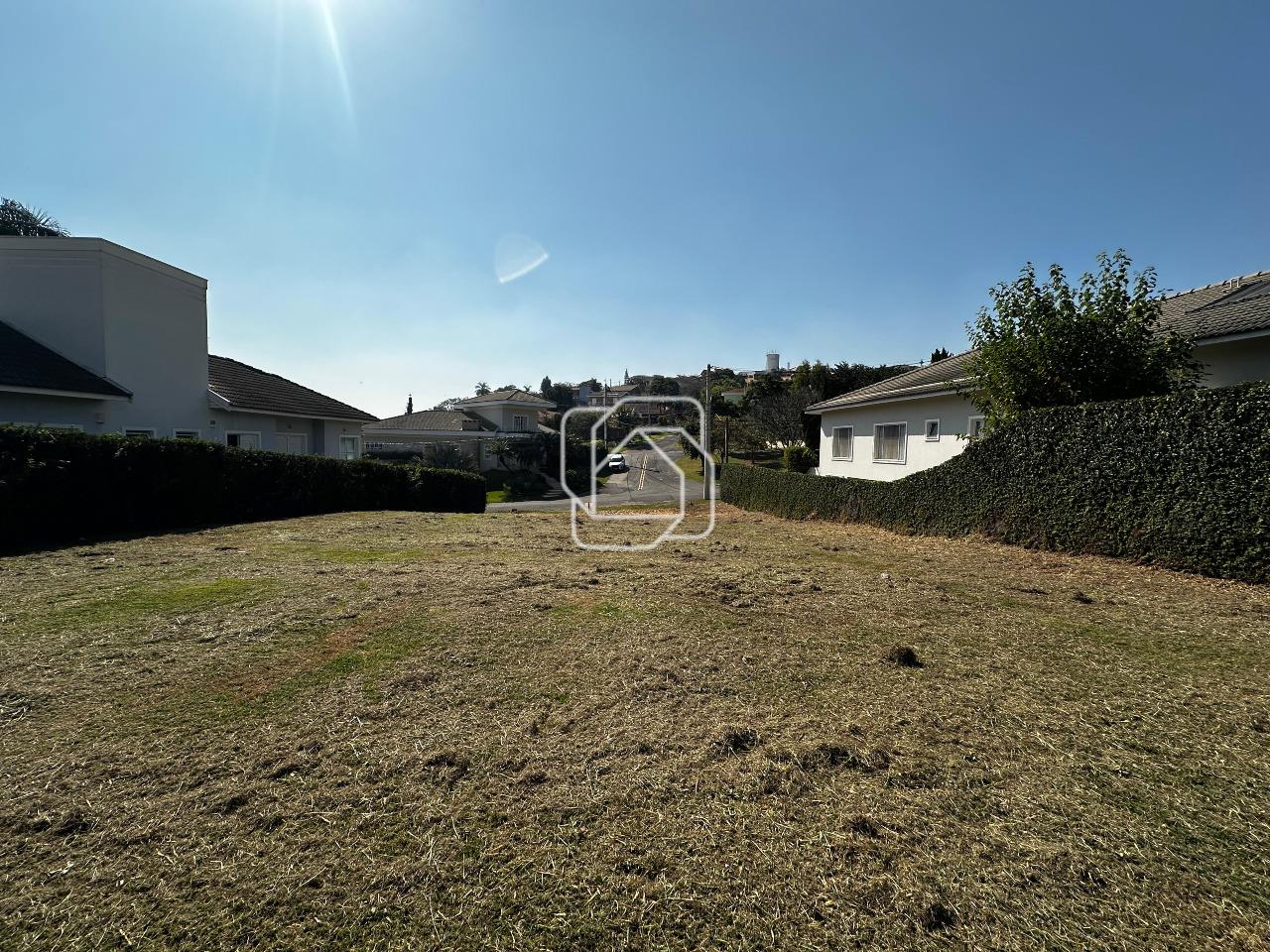 Terreno à venda em Itu - SP - Condomínio Campos de Santo Antônio: 