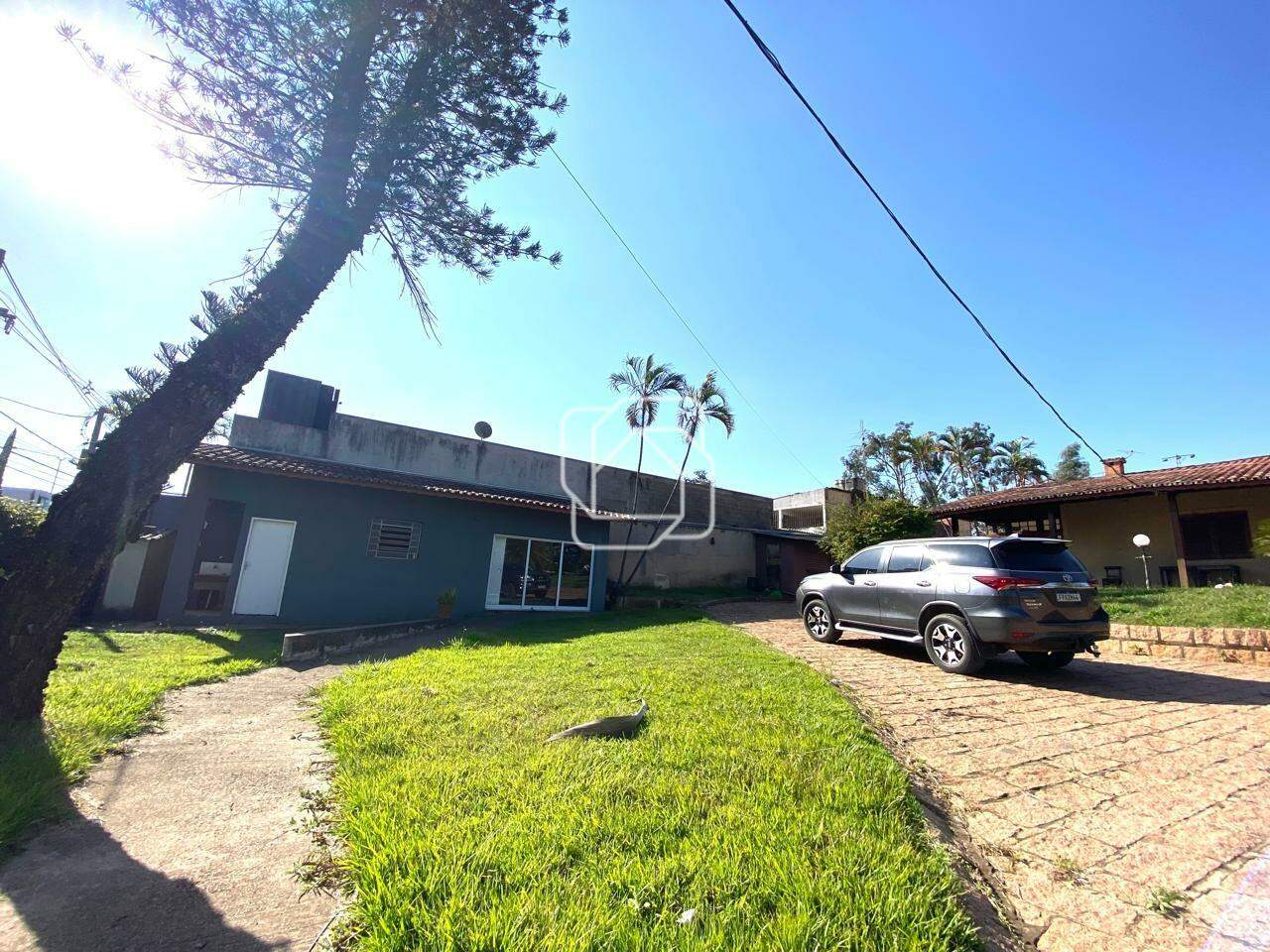 Casa para aluguel em Indaiatuba - SP - Itaici: Quintal