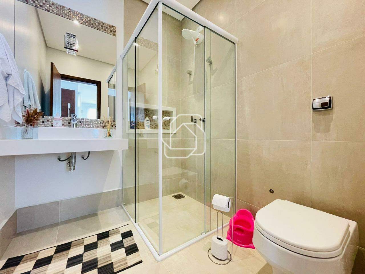 Casa de Condomínio à venda em Itu - SP - Condomínio Gardenville: Banheiro