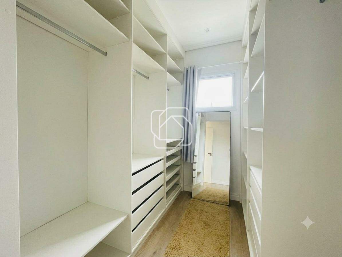 Casa à venda em Itu - SP - Condomínio Gardenville: