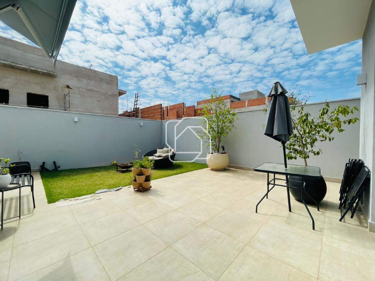 Casa de Condomínio à venda em Itu - SP - Condomínio Gardenville: Área externa