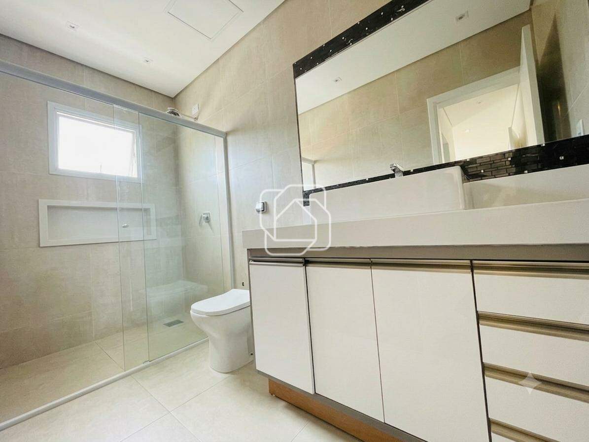 Casa à venda em Itu - SP - Condomínio Gardenville: