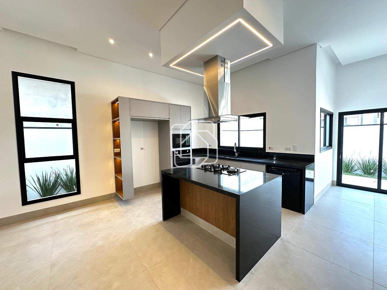 Casa de Condomínio à venda em Salto - SP - Residencial Central Parque: