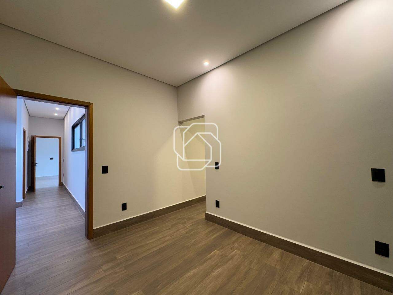 Casa de Condomínio para aluguel em Salto - SP - Residencial Lagos D’Icaraí: 