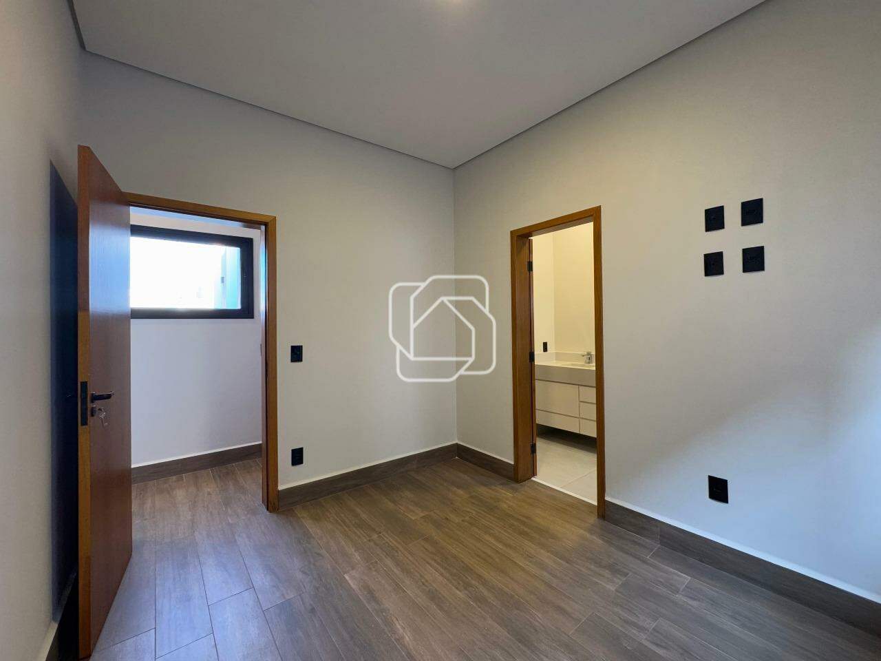 Casa de Condomínio para aluguel em Salto - SP - Residencial Lagos D’Icaraí: 