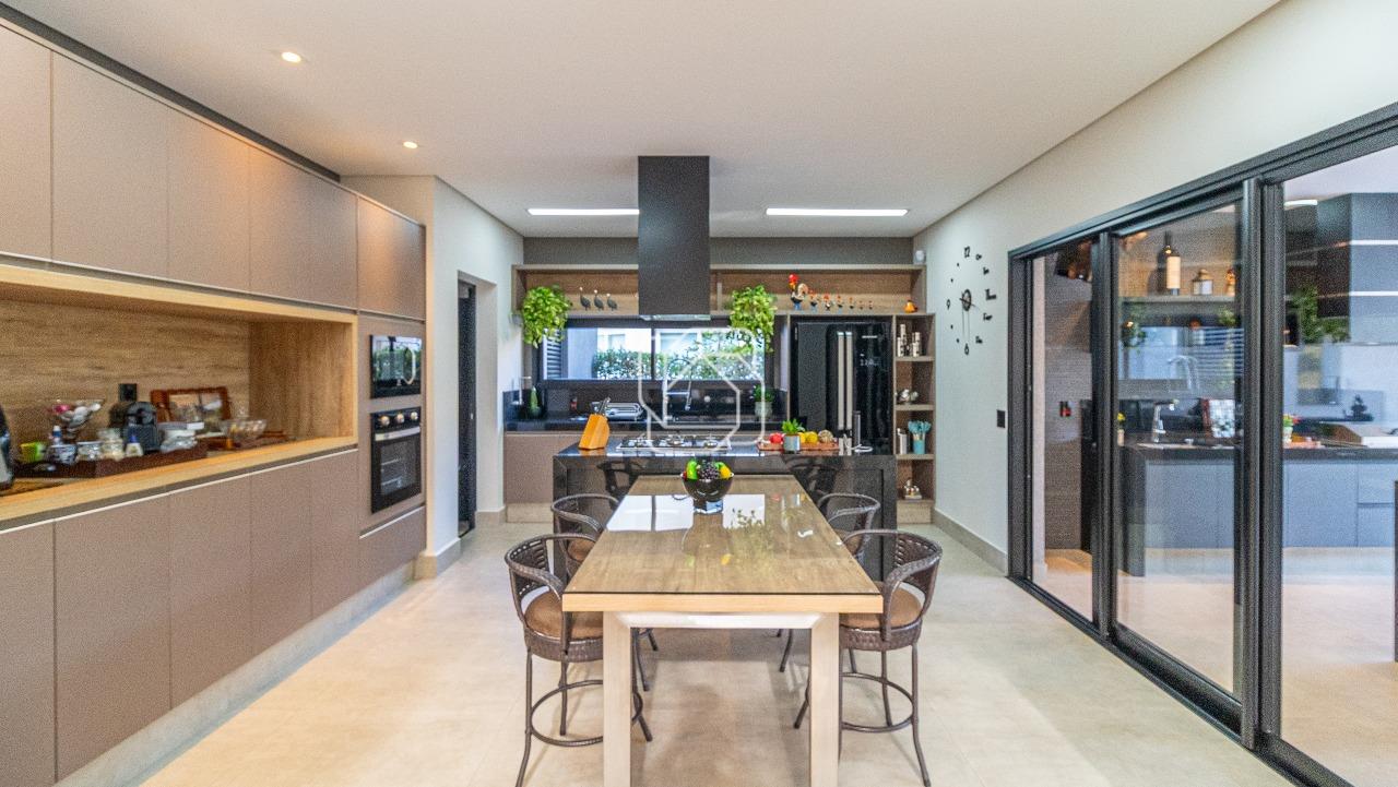 Casa de Condomínio à venda em Itu - SP - Jardim Plaza Atheneé: