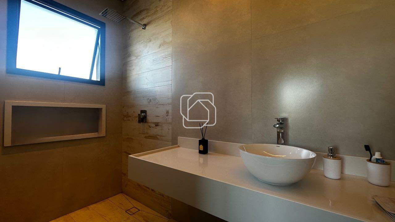 Casa de Condomínio à venda em Indaiatuba - SP - Residencial London Park: Banheiro