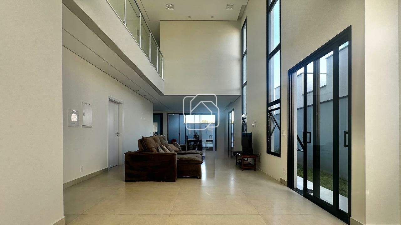 Casa de Condomínio à venda em Indaiatuba - SP - Residencial London Park: Sala de estar