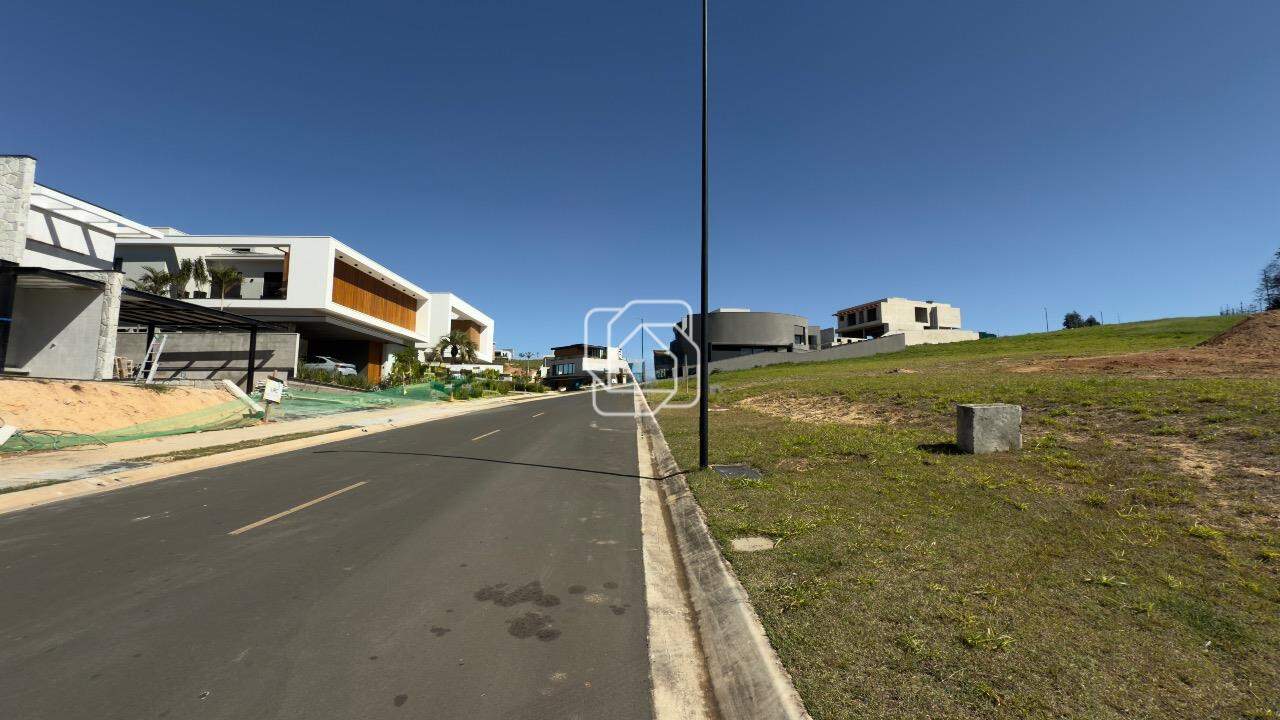 Terreno à venda em Indaiatuba - SP - Parque Villa dos Pinheiros: Visão geral do terreno