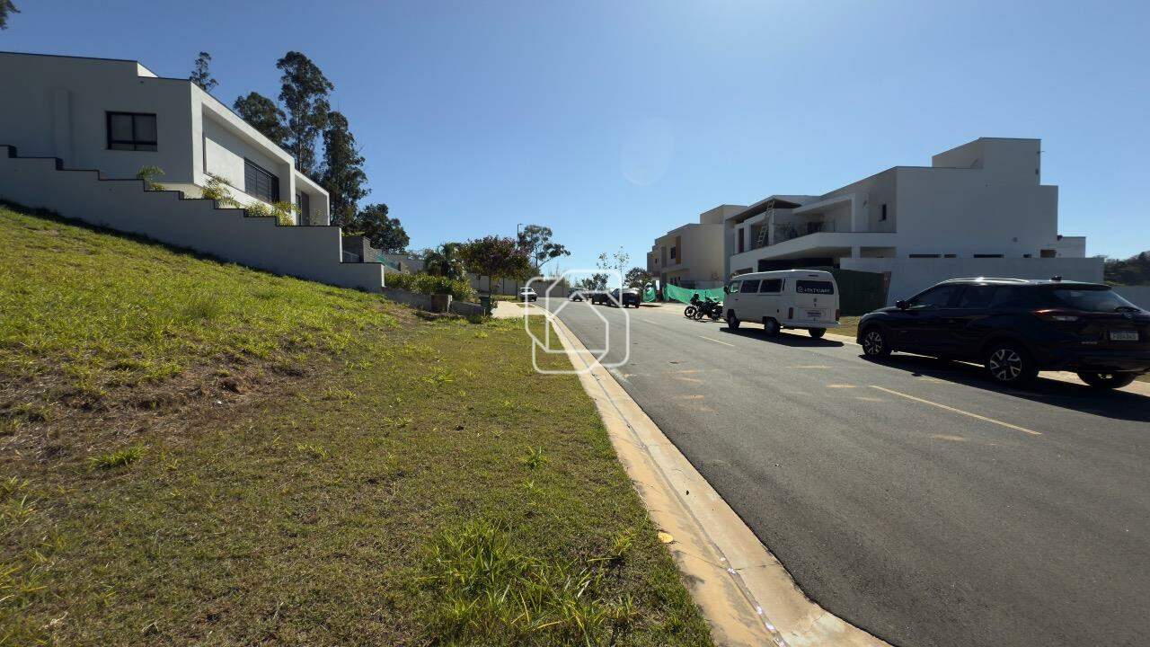 Terreno à venda em Indaiatuba - SP - Parque Villa dos Pinheiros: Visão geral do terreno