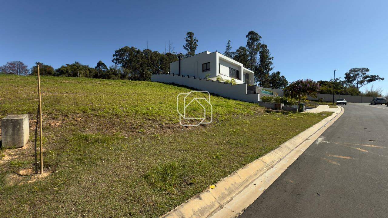 Terreno à venda em Indaiatuba - SP - Parque Villa dos Pinheiros: Visão geral do terreno