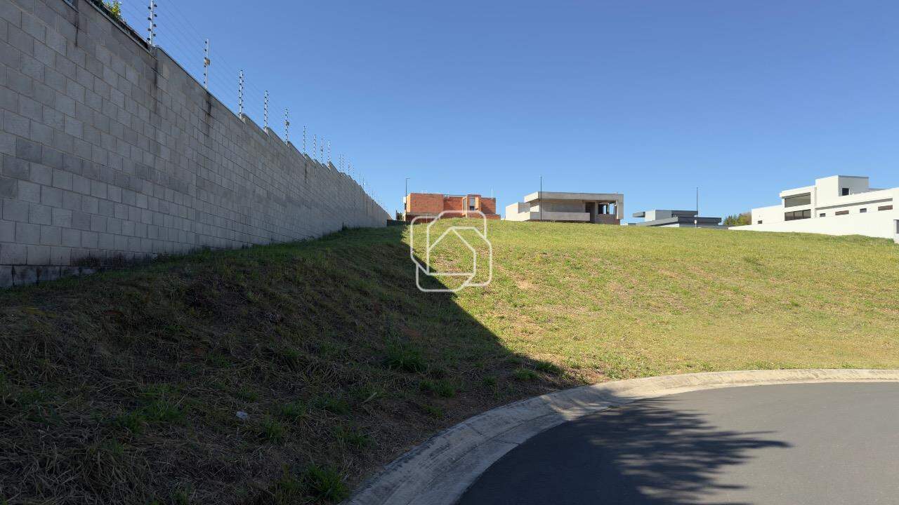 Terreno à venda em Indaiatuba - SP - Parque Villa dos Pinheiros: Visão geral do terreno