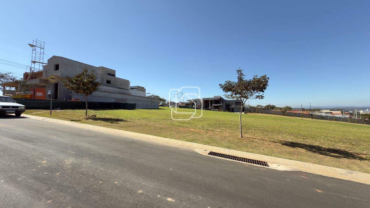 Terreno à venda em Indaiatuba - SP - Jardim Villa Sapezal: Visão geral do terreno