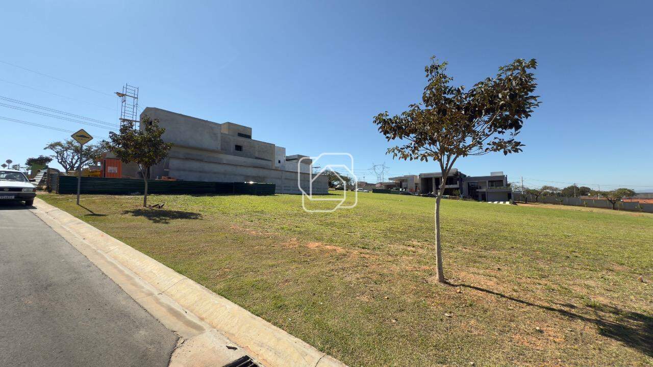 Terreno à venda em Indaiatuba - SP - Jardim Villa Sapezal: Visão geral do terreno