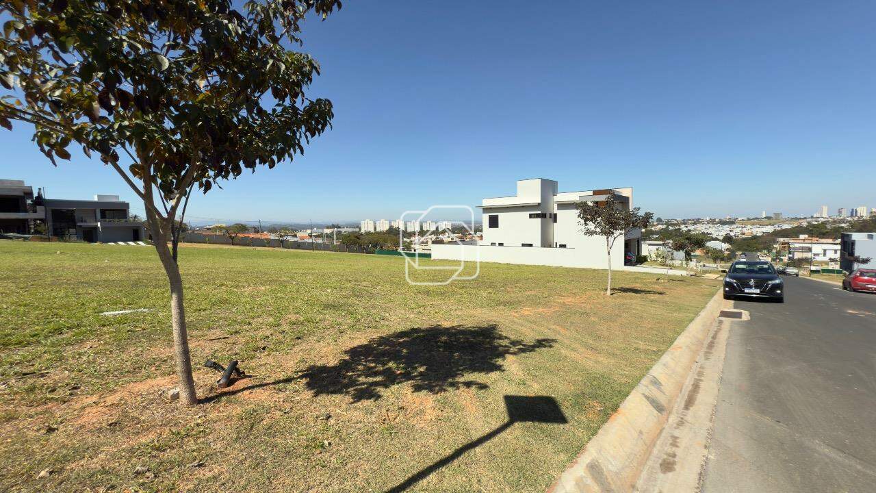 Terreno à venda em Indaiatuba - SP - Jardim Villa Sapezal: Visão geral do terreno