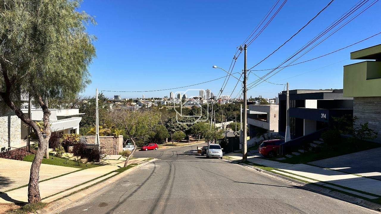 Terreno à venda em Indaiatuba - SP - Helvetia Park: Rua do terreno