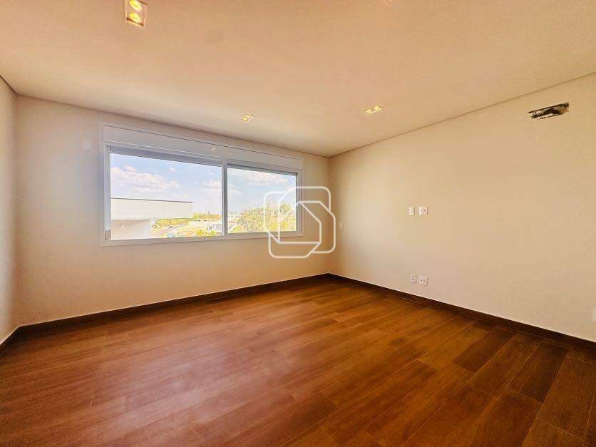 Casa de Condomínio à venda em Indaiatuba - SP - Parque Villa dos Pinheiros: Dormitório