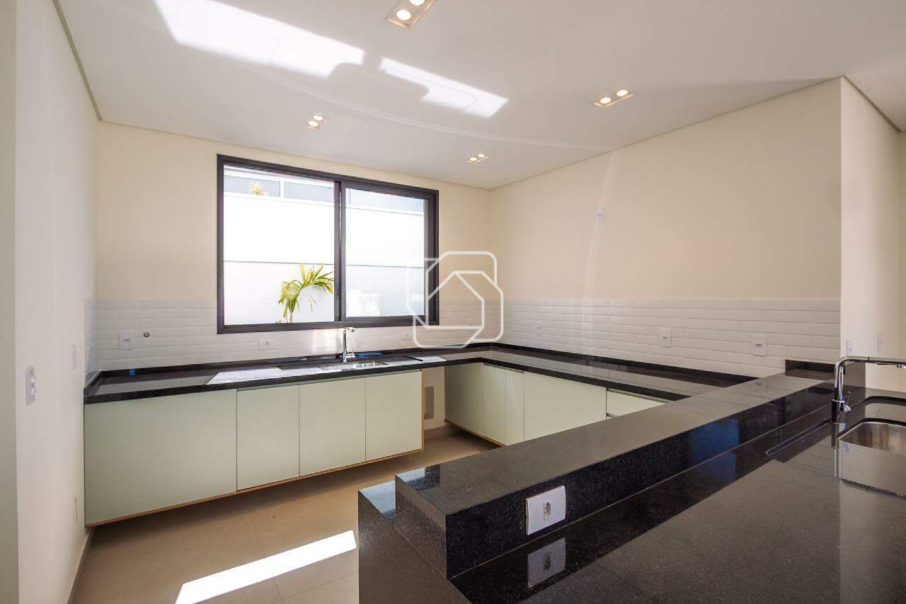 Casa de Condomínio à venda em Indaiatuba - SP - Parque Villa dos Pinheiros: Cozinha integrada