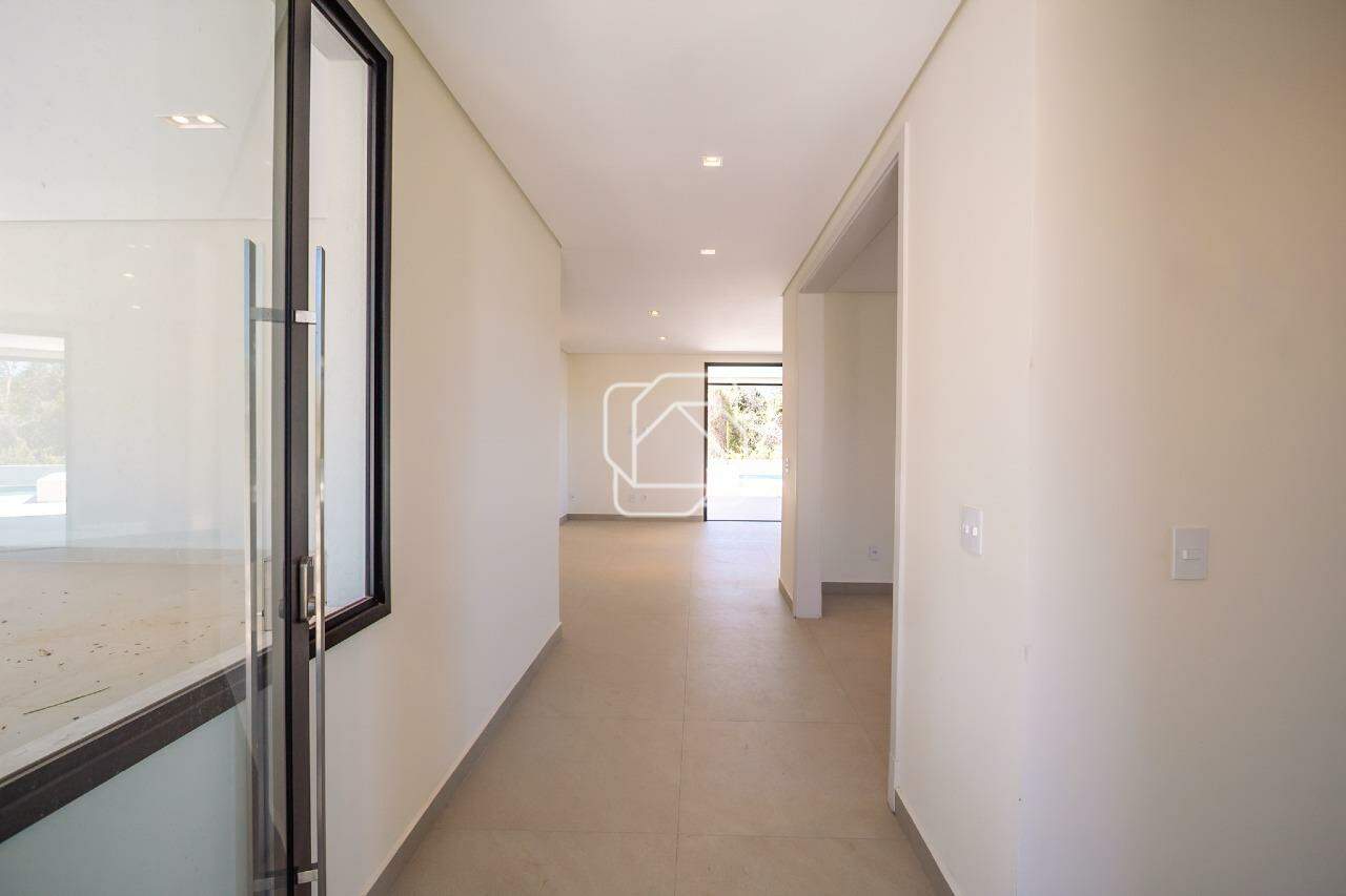 Casa de Condomínio à venda em Indaiatuba - SP - Parque Villa dos Pinheiros: Hall de entrada