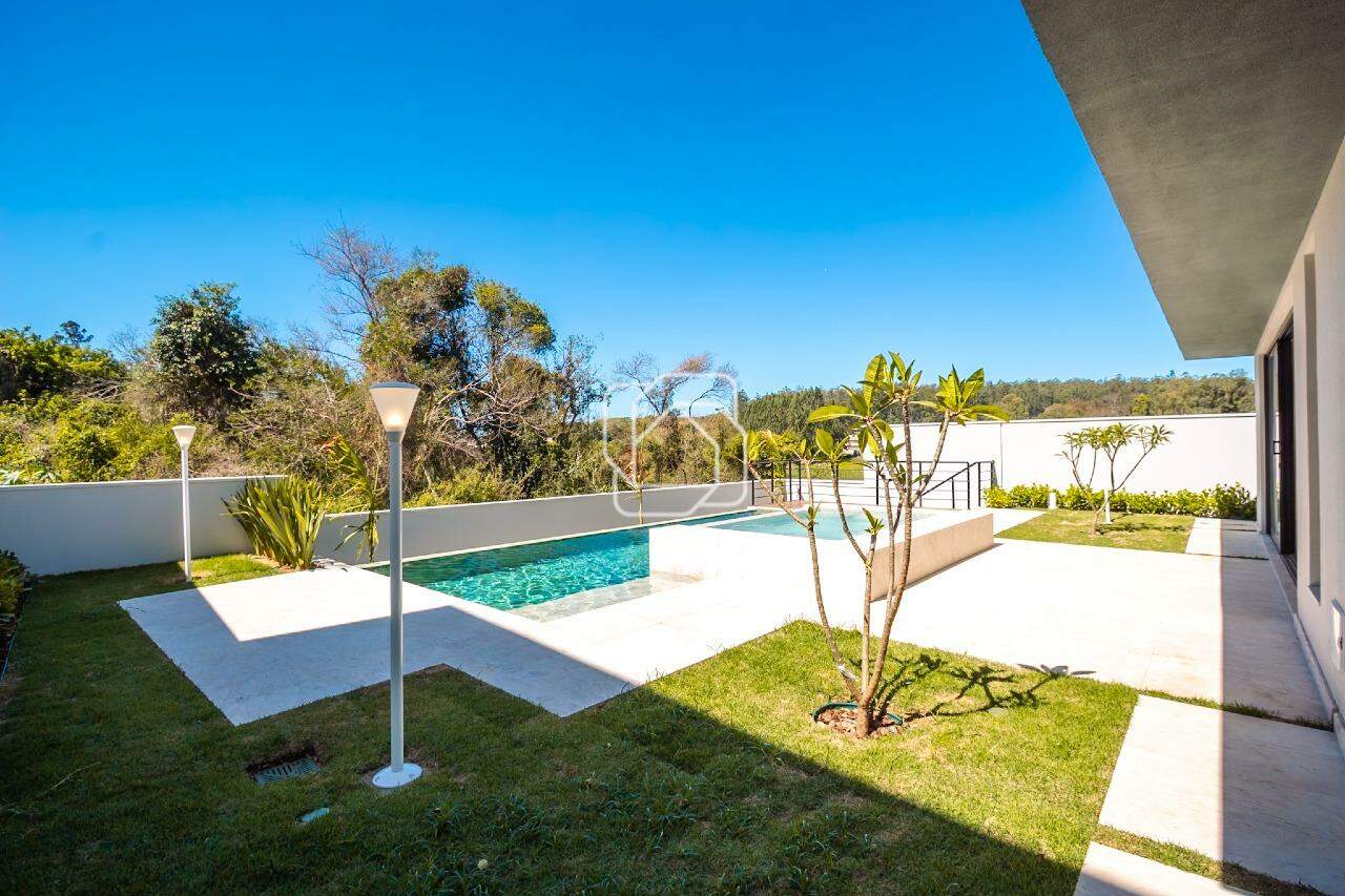 Casa de Condomínio à venda em Indaiatuba - SP - Parque Villa dos Pinheiros: Área externa