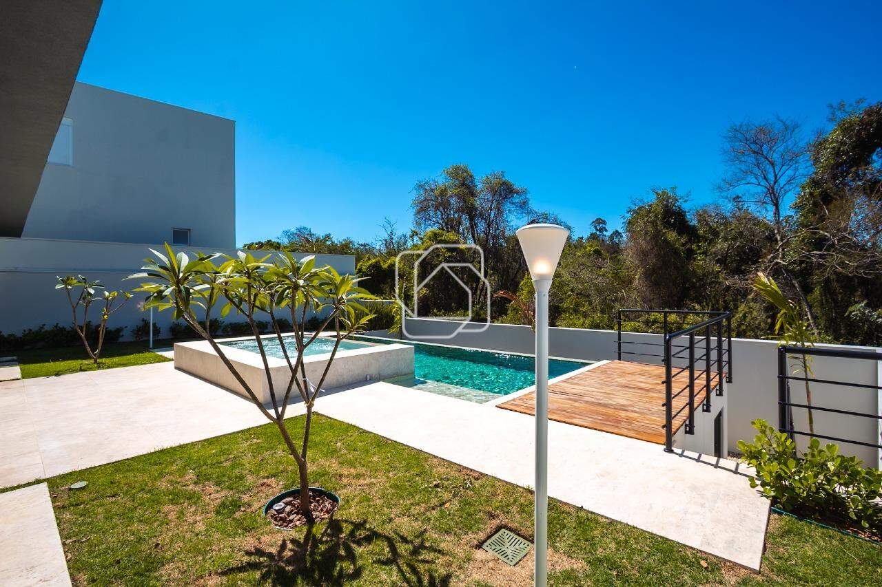 Casa de Condomínio à venda em Indaiatuba - SP - Parque Villa dos Pinheiros: Área externa