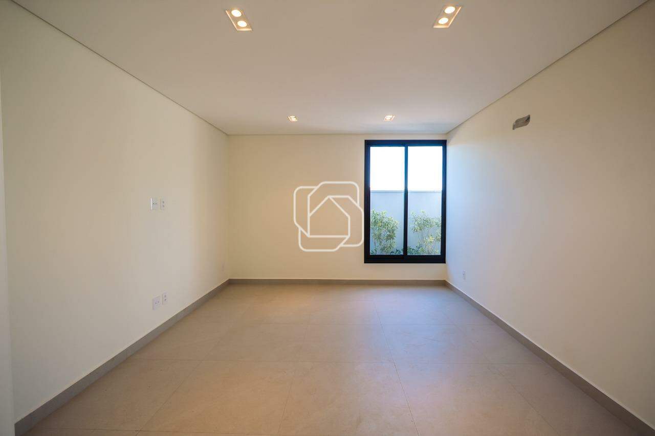 Casa de Condomínio à venda em Indaiatuba - SP - Parque Villa dos Pinheiros: Sala
