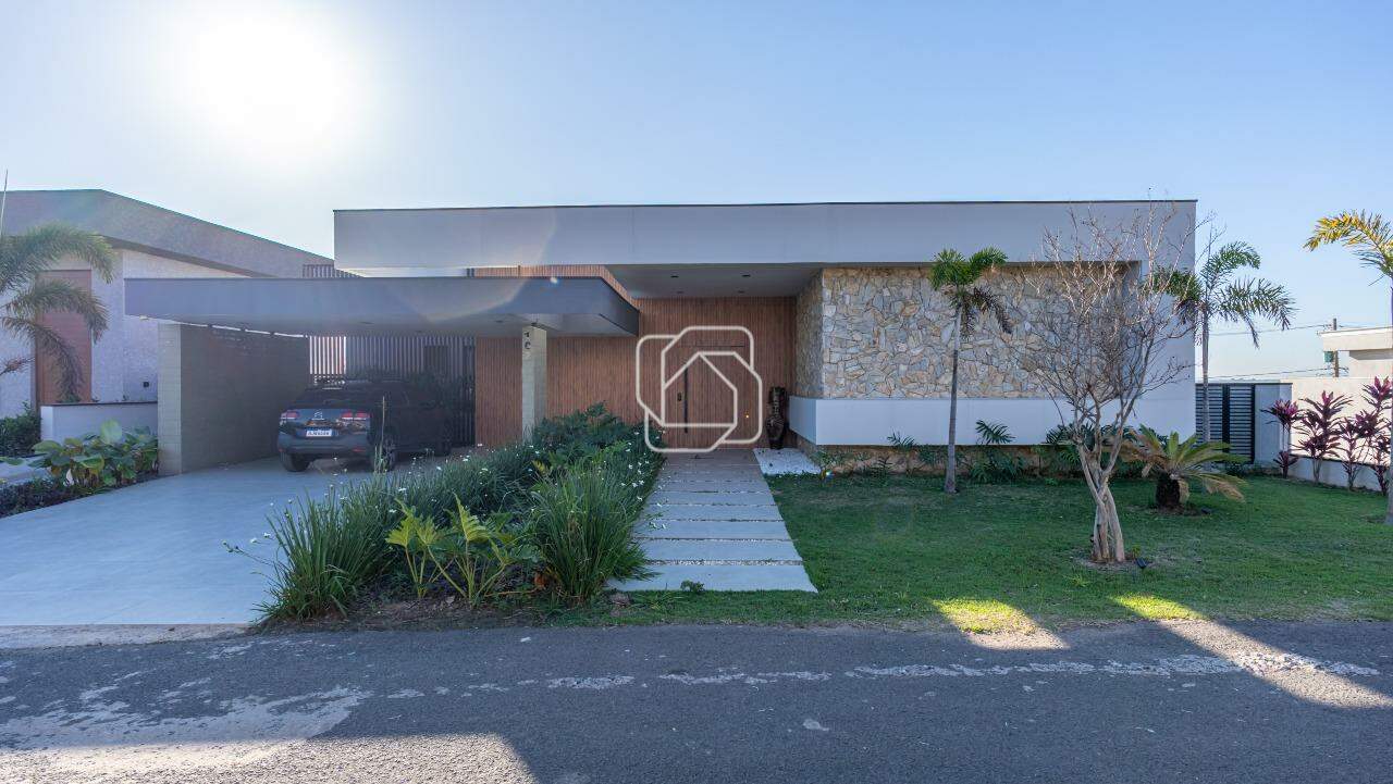 Casa de Condomínio à venda em Salto - SP - Condomínio Fazenda Palmeiras Imperiais: