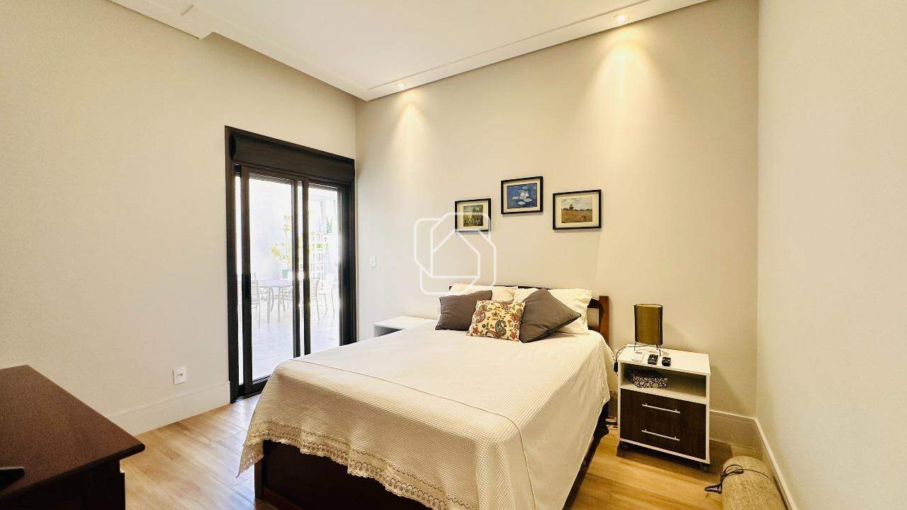Casa de Condomínio à venda em Indaiatuba - SP - Residencial Duas Marias: Dormitório