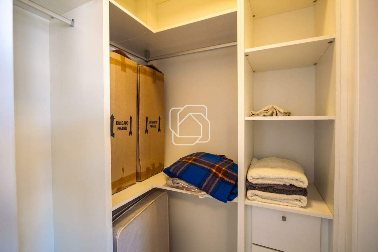 Casa de Condomínio à venda em Indaiatuba - SP - Jardim Residencial Dona Maria José: Closet