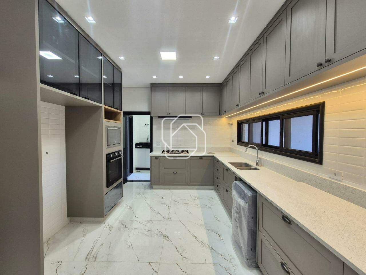 Casa de Condomínio à venda em Indaiatuba - SP - Jardim Residencial Dona Lucilla: Cozinha
