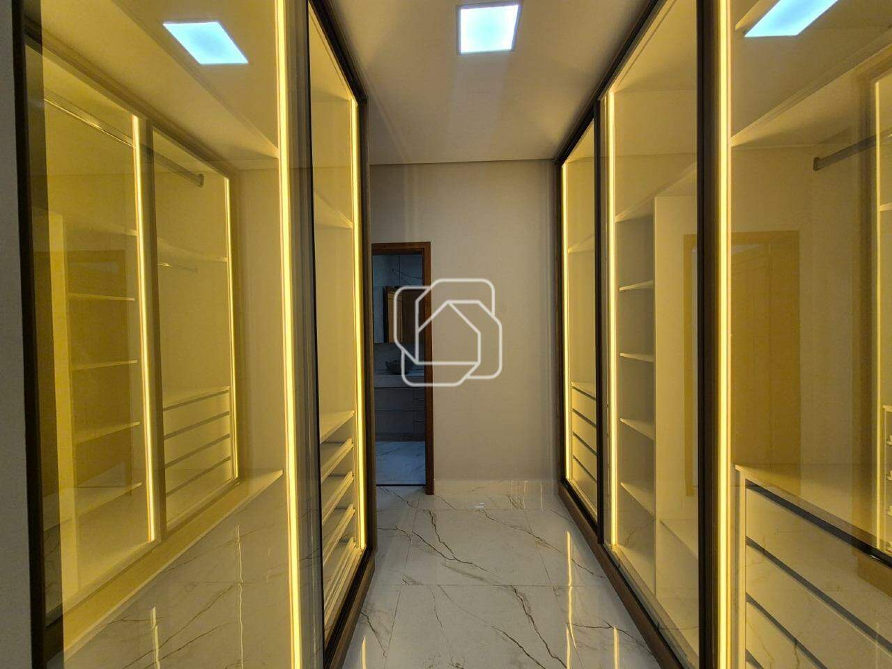 Casa de Condomínio à venda em Indaiatuba - SP - Jardim Residencial Dona Lucilla: Closet