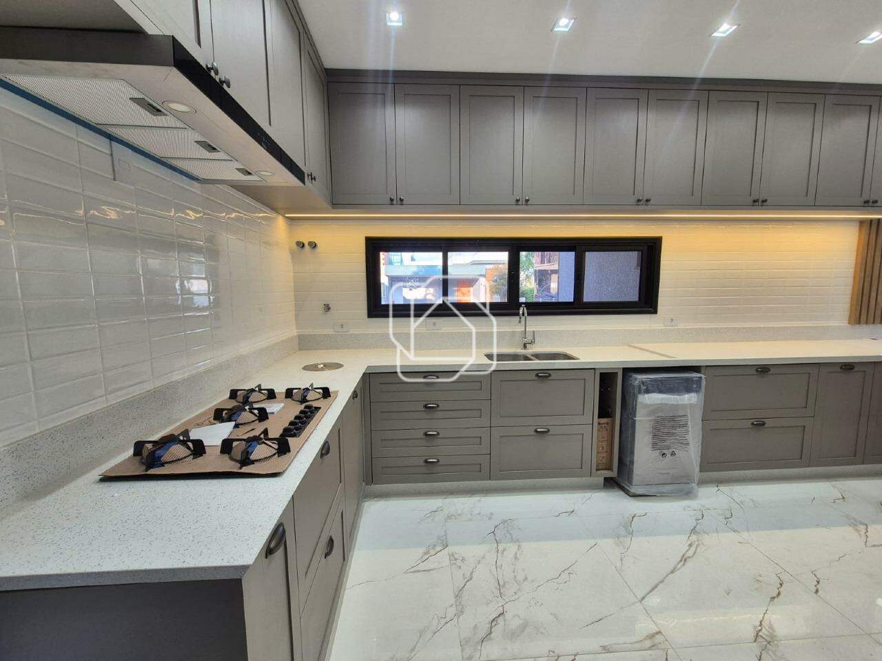 Casa de Condomínio à venda em Indaiatuba - SP - Jardim Residencial Dona Lucilla: Cozinha