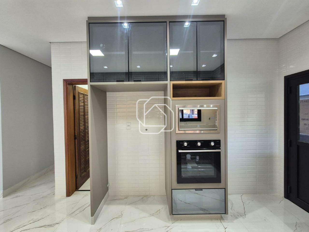 Casa de Condomínio à venda em Indaiatuba - SP - Jardim Residencial Dona Lucilla: Cozinha