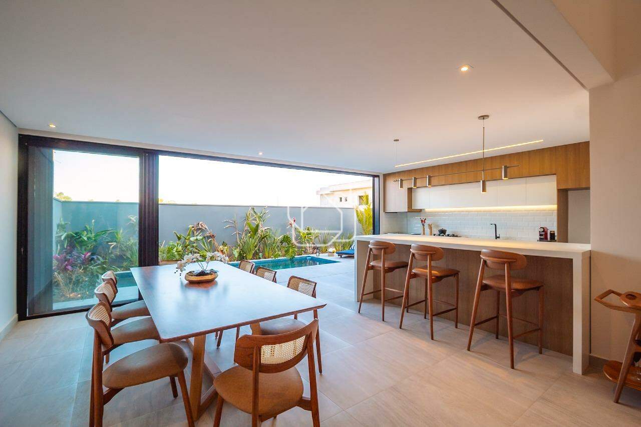 Casa de Condomínio à venda em Indaiatuba - SP - Jardim Villa Sapezal: Sala de jantar