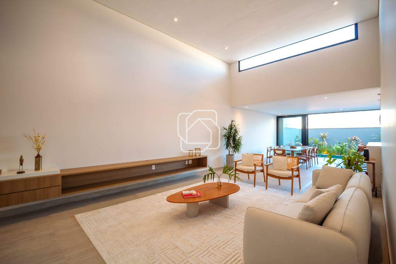 Casa de Condomínio à venda em Indaiatuba - SP - Jardim Villa Sapezal: Sala de estar