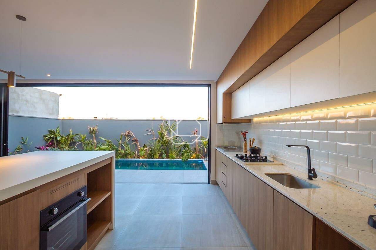 Casa de Condomínio à venda em Indaiatuba - SP - Jardim Villa Sapezal: Cozinha